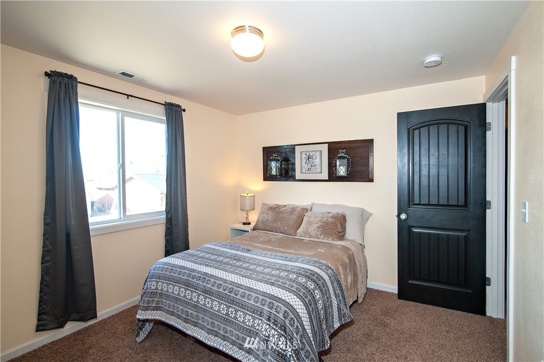 832 Polo Ridge Moses Lake, WA 98837 - Photo 17 of 24 Gallery Image 17