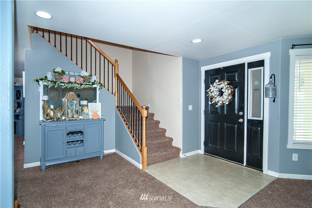 832 Polo Ridge Moses Lake, WA 98837 - Photo 3 of 24 Gallery Image 3