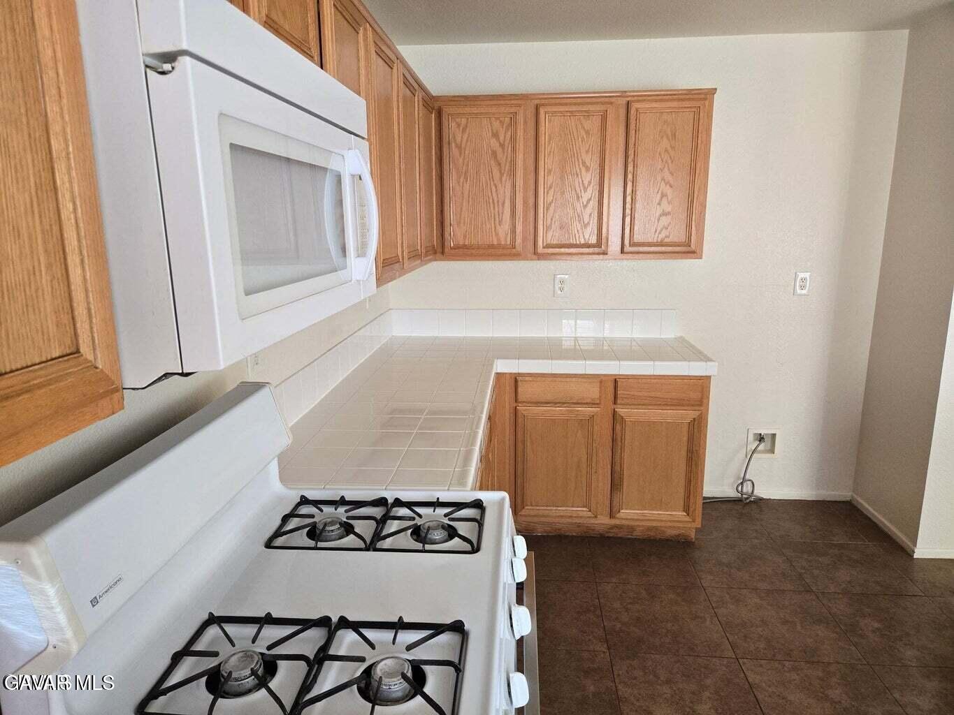 45111 Palm Lane Lancaster, CA 93535 - Photo 2 of 8 Palm2