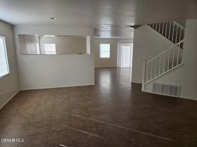 $519,000 | 45111 Palm Lane, Lancaster, CA 93535