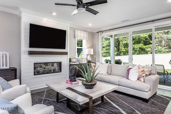 7826 Berry Crest Avenue Raleigh, NC 27617 - Photo 10 of 40 Model1005