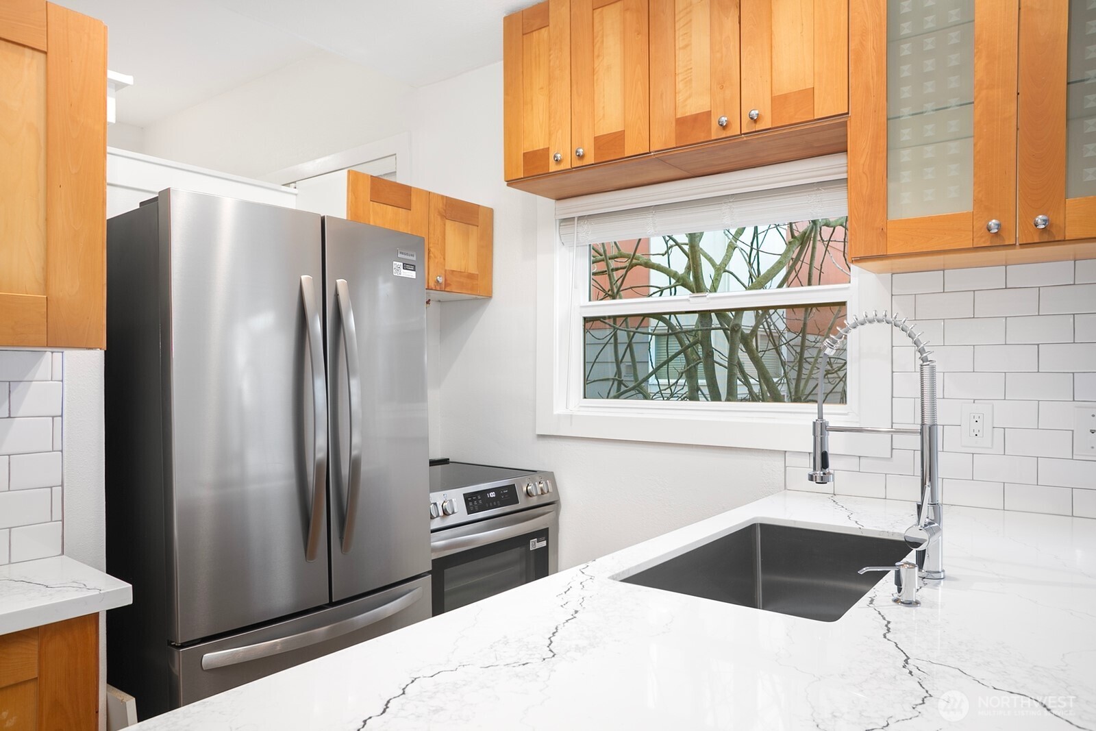 1501 East Spring Street, Unit 8 Seattle, WA 98122 - Photo 5 of 15