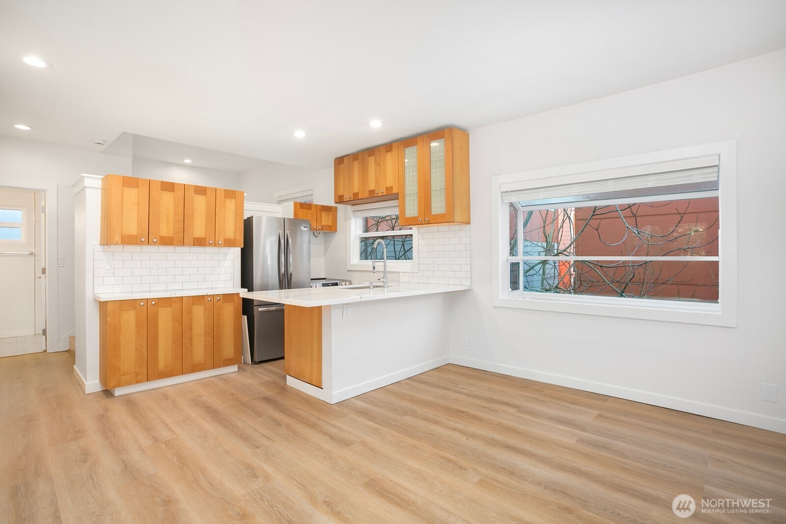 1501 East Spring Street, Unit 8 Seattle, WA 98122 - Photo 7 of 15