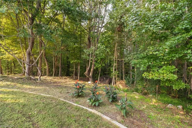 $715,000 | 8602 Yvonne Court, Oak Ridge, NC 27310