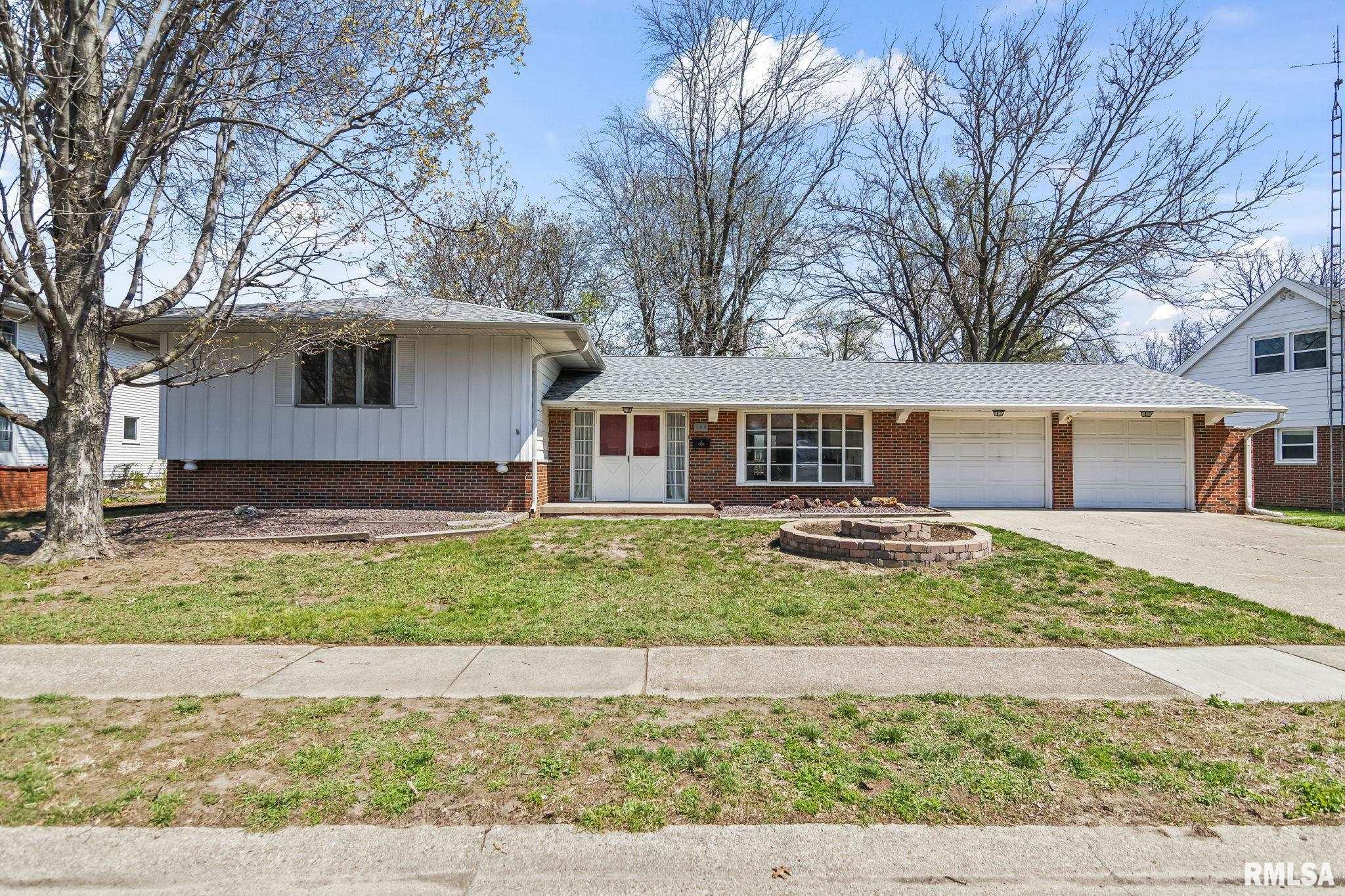 100 Andover Drive Springfield, IL 62704 - Photo 1 of 46 Gallery Image 1