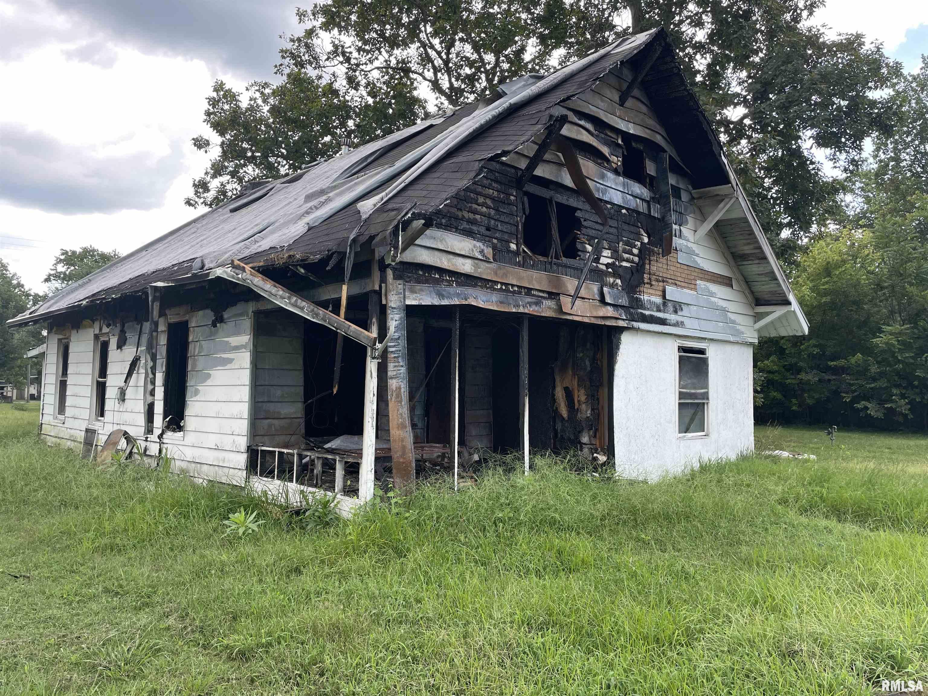 214 King Street Hurst, IL 62949 - Photo 4 of 10