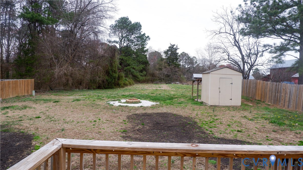 4524 Twelveoaks Road Midlothian, VA 23112 - Photo 12 of 12 a backyard of a house