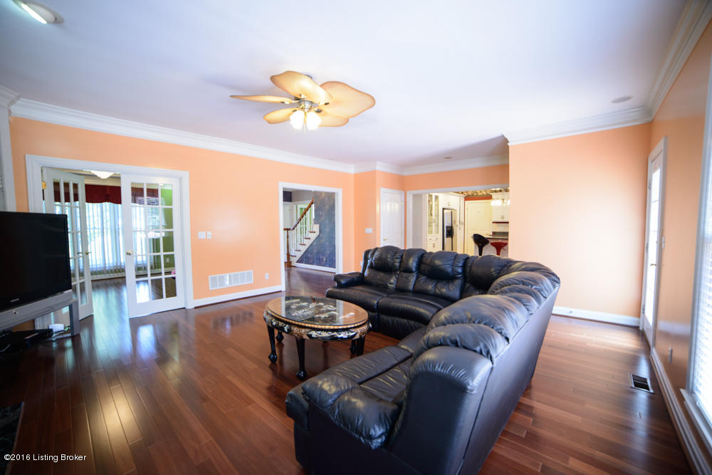 1913 Grand Ridge Road Louisville, KY 40214 - Photo 19 of 64 1913 Grand Ridge Road-39
