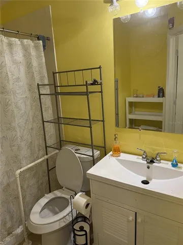 $495,000 | 322 Regal Park Drive, Valrico, FL 33594