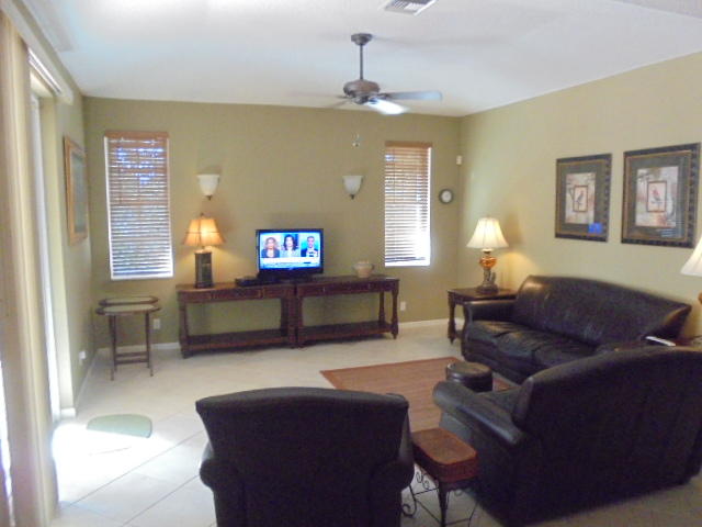 9550 Aloe Road Boynton Beach, FL 33436 - Photo 3 of 9 Family Room