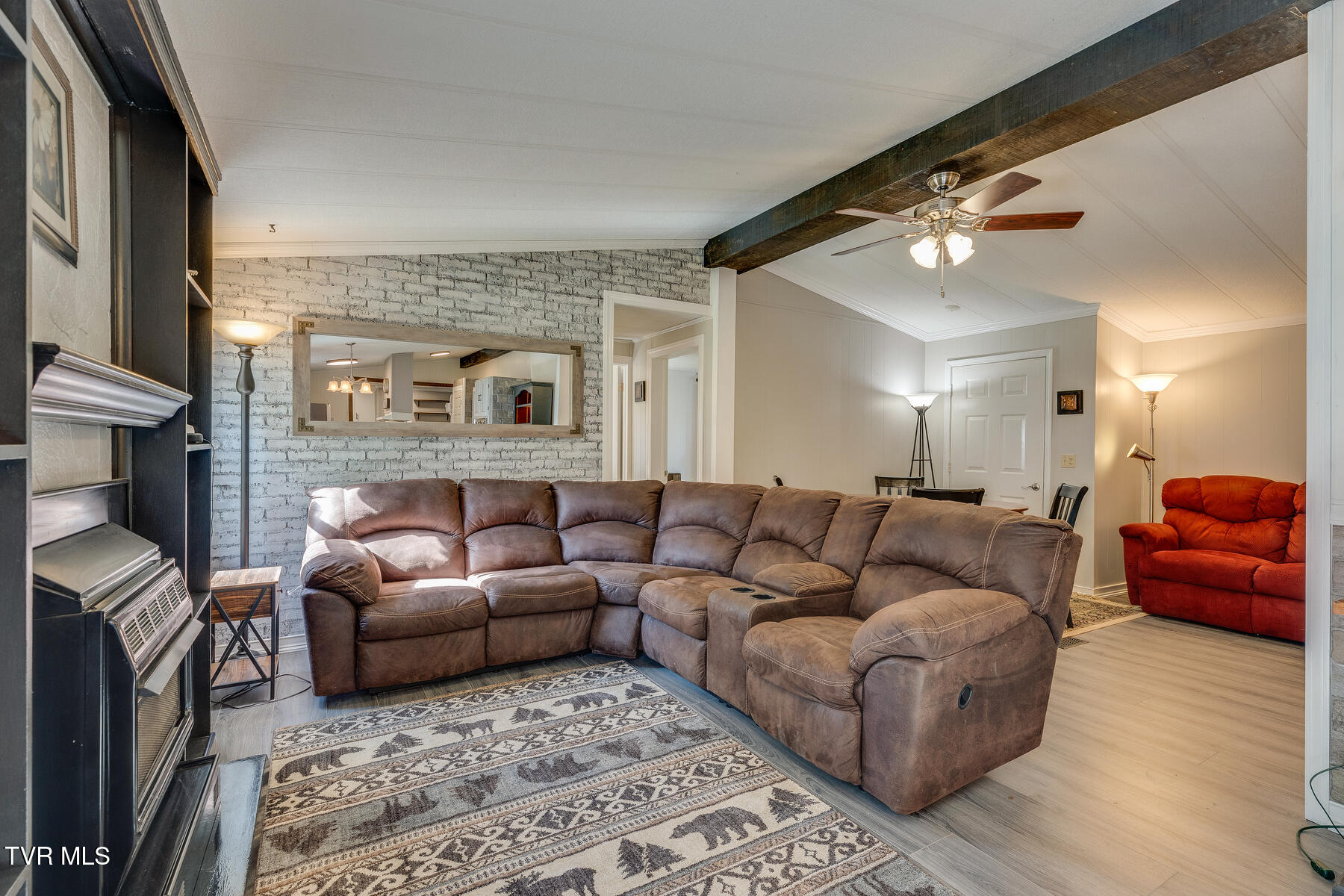 18212 Cleveland Road Abingdon, VA 24211 - Photo 13 of 39 second living room 2