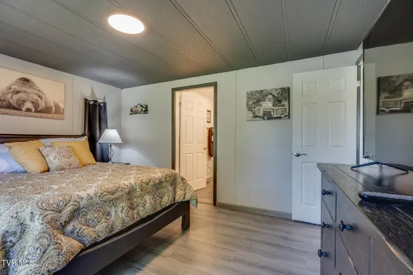 $319,000 | 18212 Cleveland Road, Abingdon, VA 24211