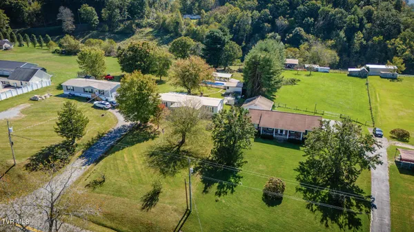 $319,000 | 18212 Cleveland Road, Abingdon, VA 24211