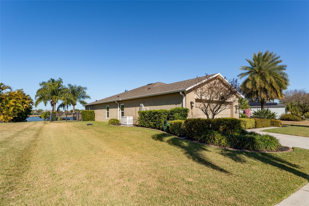 5431 Sandy Shell Drive Apollo Beach, FL 33572 - Photo 12 of 65