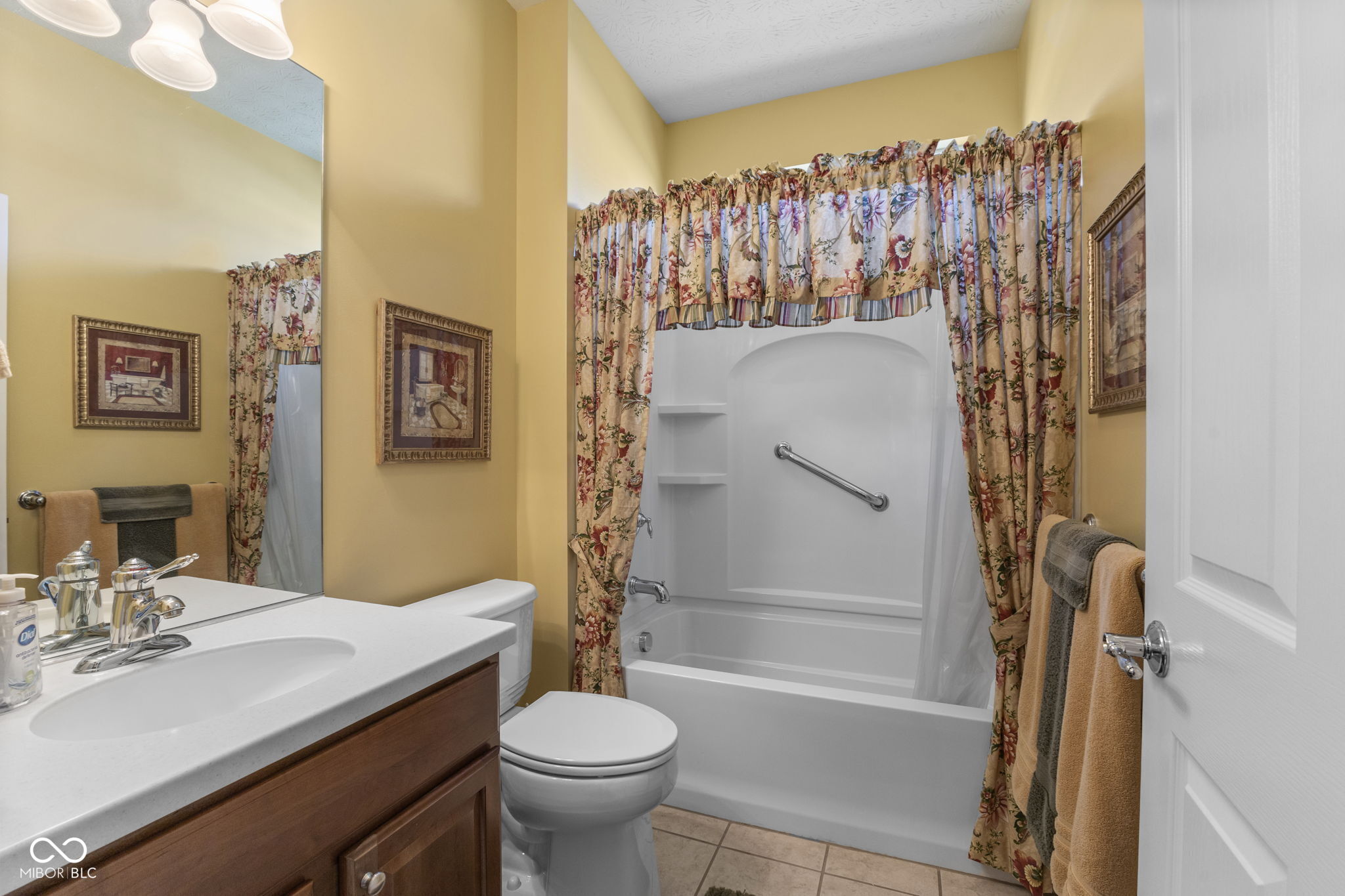 12961 Merlot Lane Fishers, IN 46037 - Photo 8 of 24