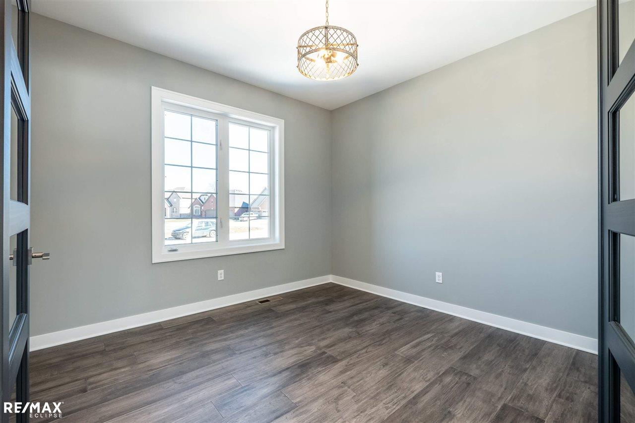 49409 Split Rock Road Macomb, MI 48044 - Photo 6 of 35