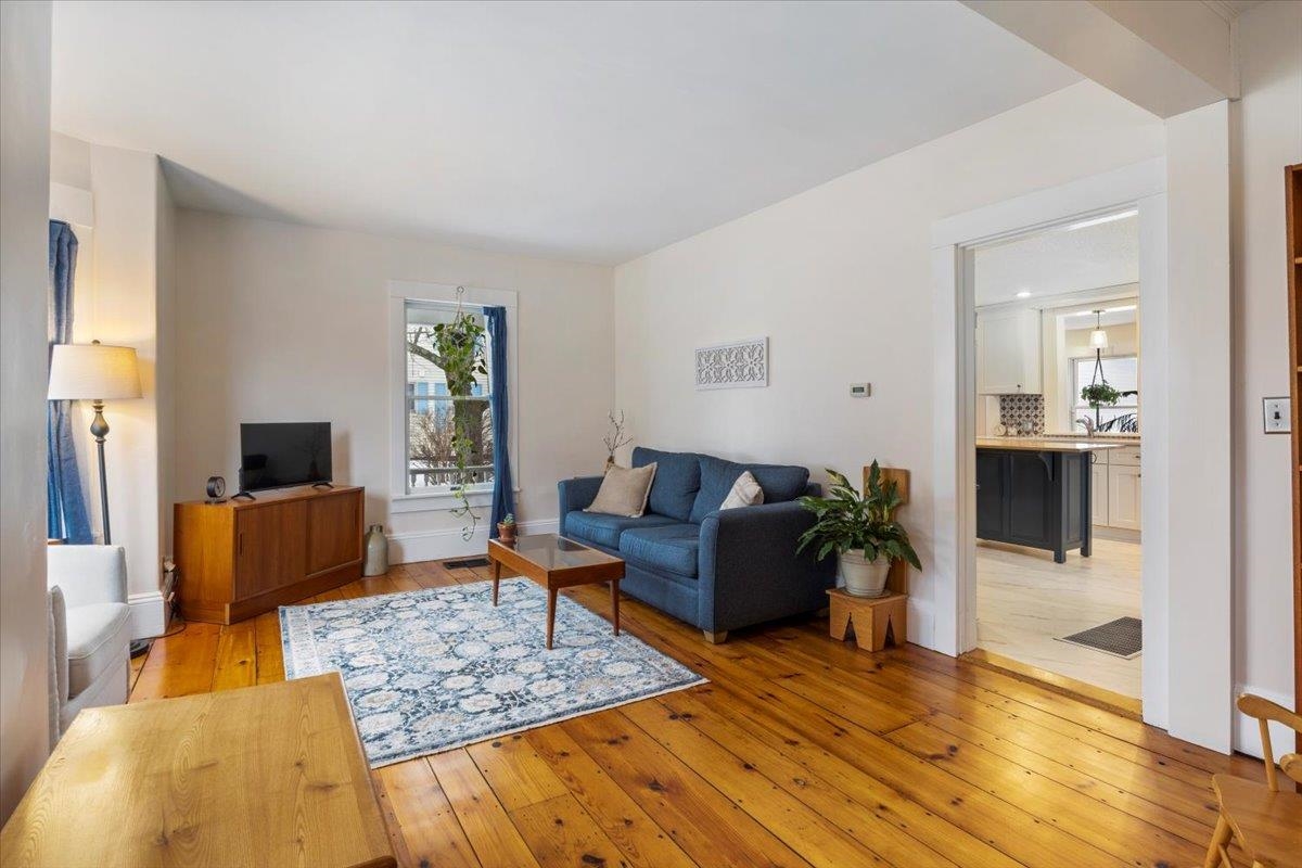 195 South Main Street Rochester, NH 03867 - Photo 16 of 33