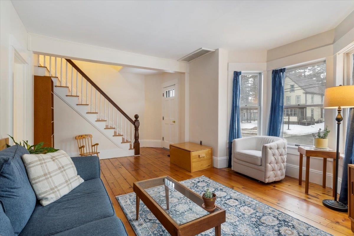 195 South Main Street Rochester, NH 03867 - Photo 17 of 33