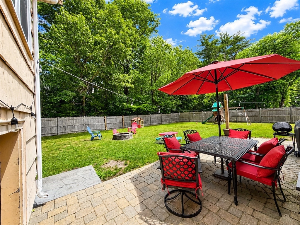 174 Damon Road Rockland, MA 02370 - Photo 6 of 22