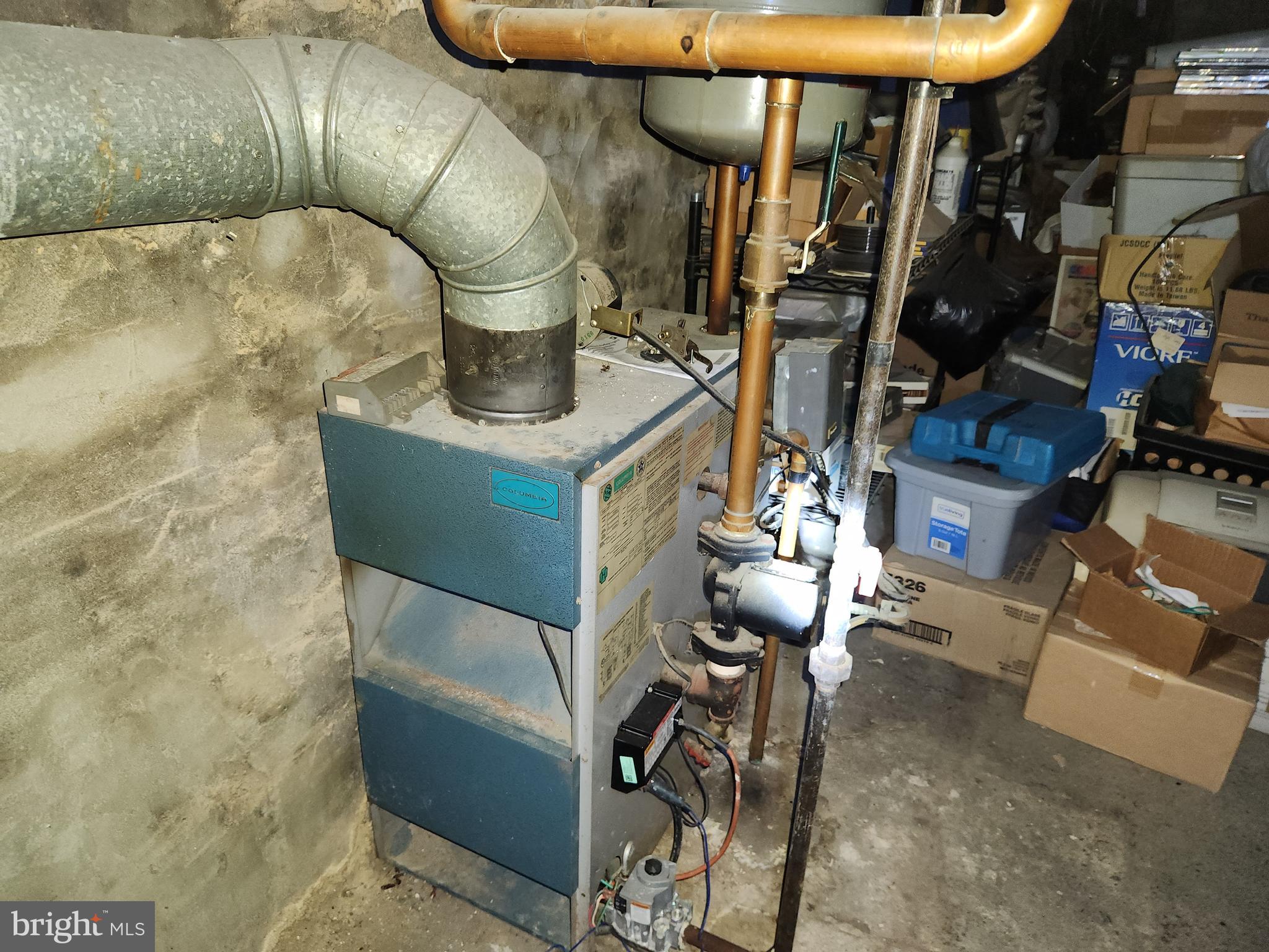 2019 Cecil Avenue Baltimore, MD 21218 - Photo 15 of 17 a close view of water heater room