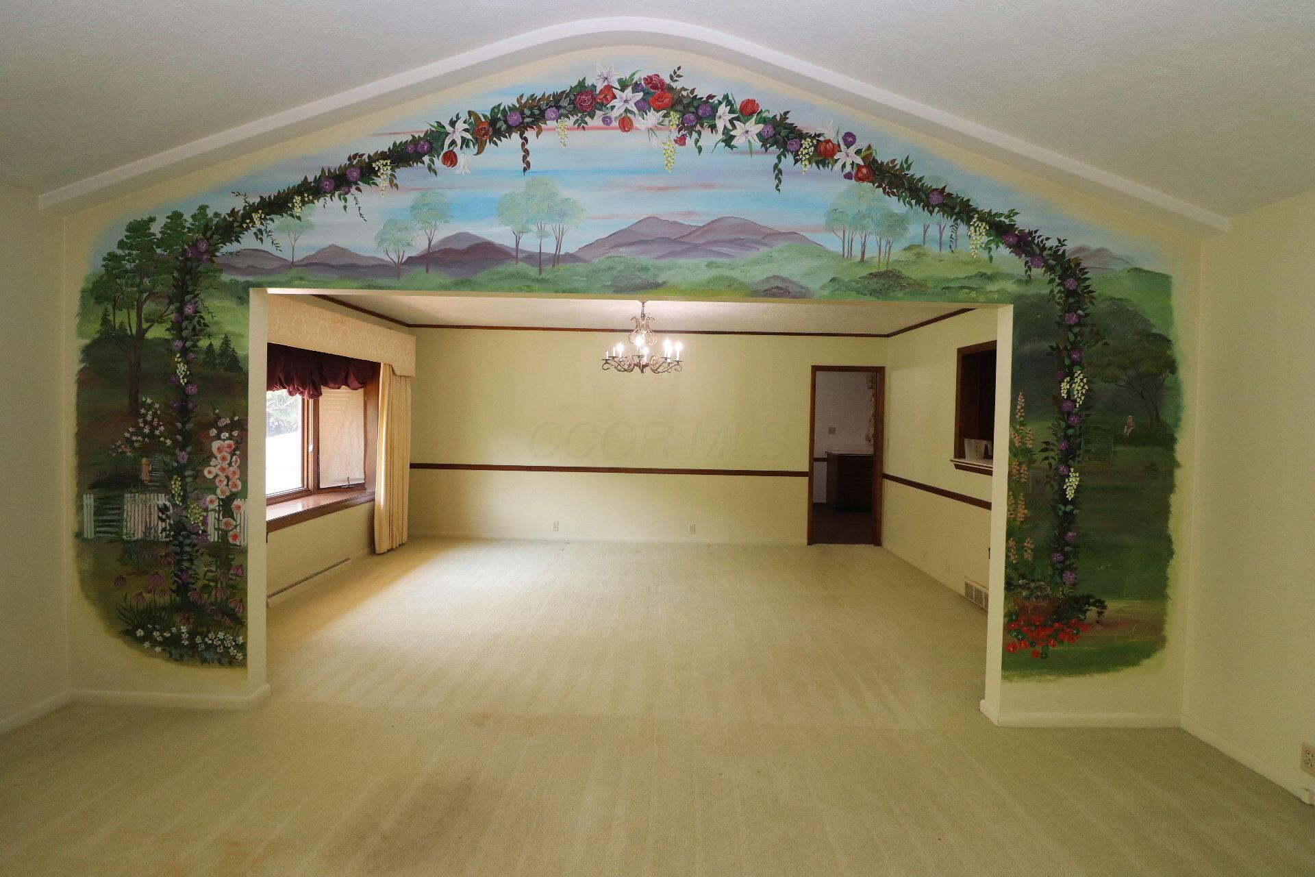 121 Hubbard Road Galloway, OH 43119 - Photo 12 of 37 Hand painted mural