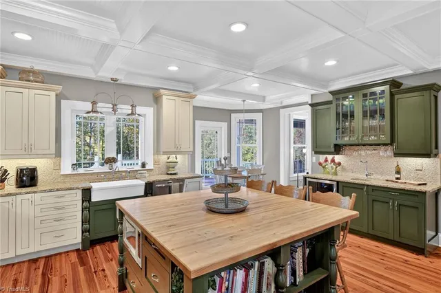 $1,550,000 | 153 Finn Hollow Lane, Advance, NC 27006