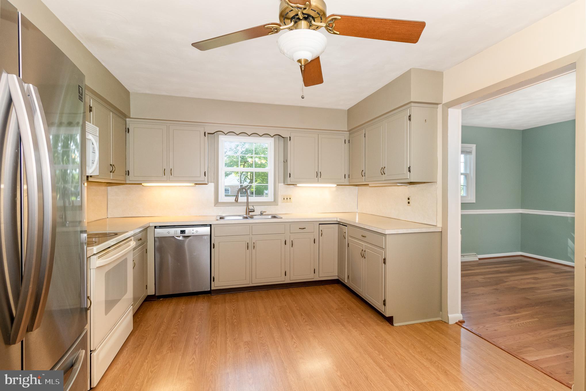 717 Chambers Road York, PA 17402 - Photo 13 of 27 Gallery Image 13