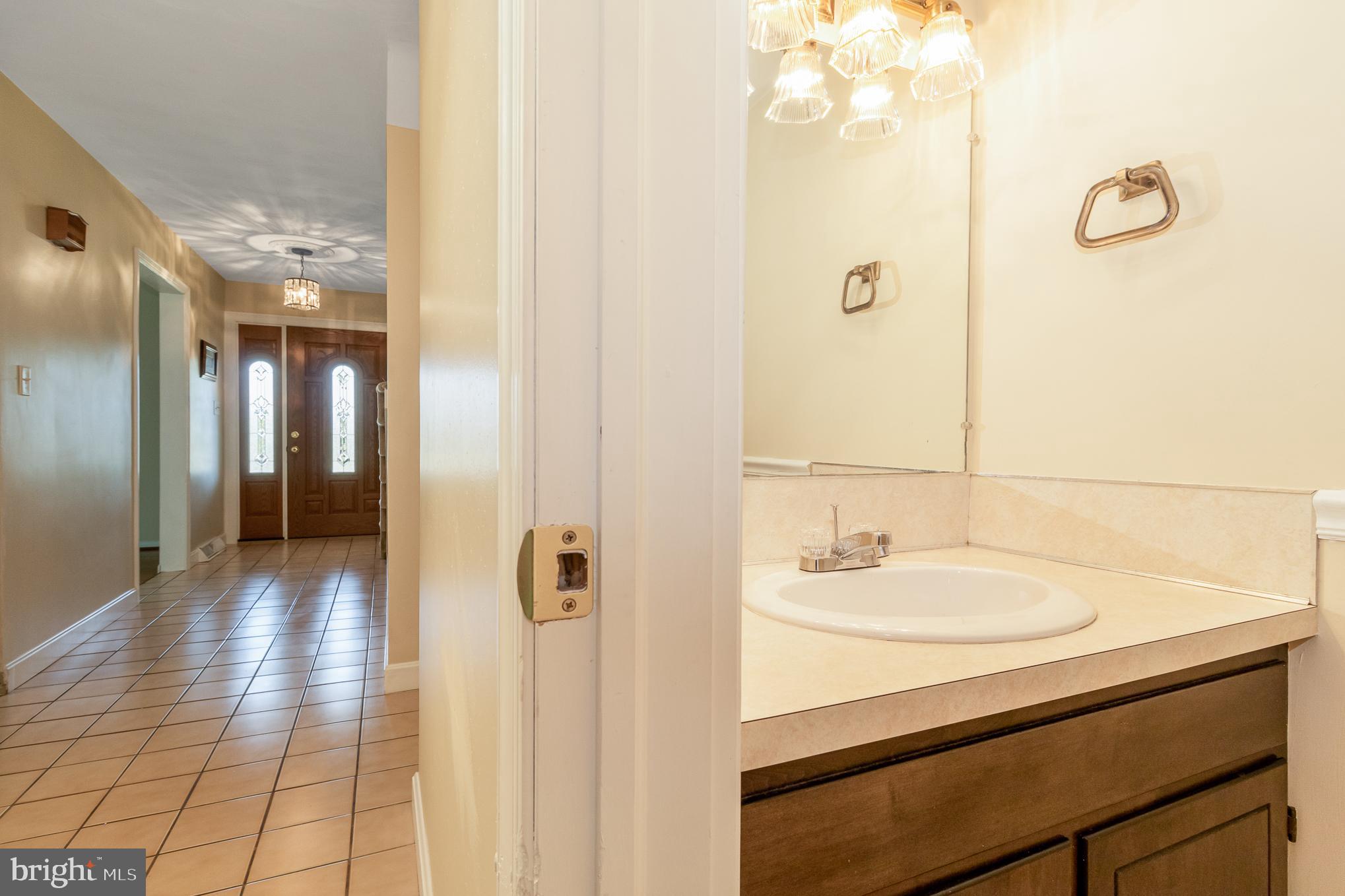 717 Chambers Road York, PA 17402 - Photo 16 of 27 Gallery Image 16