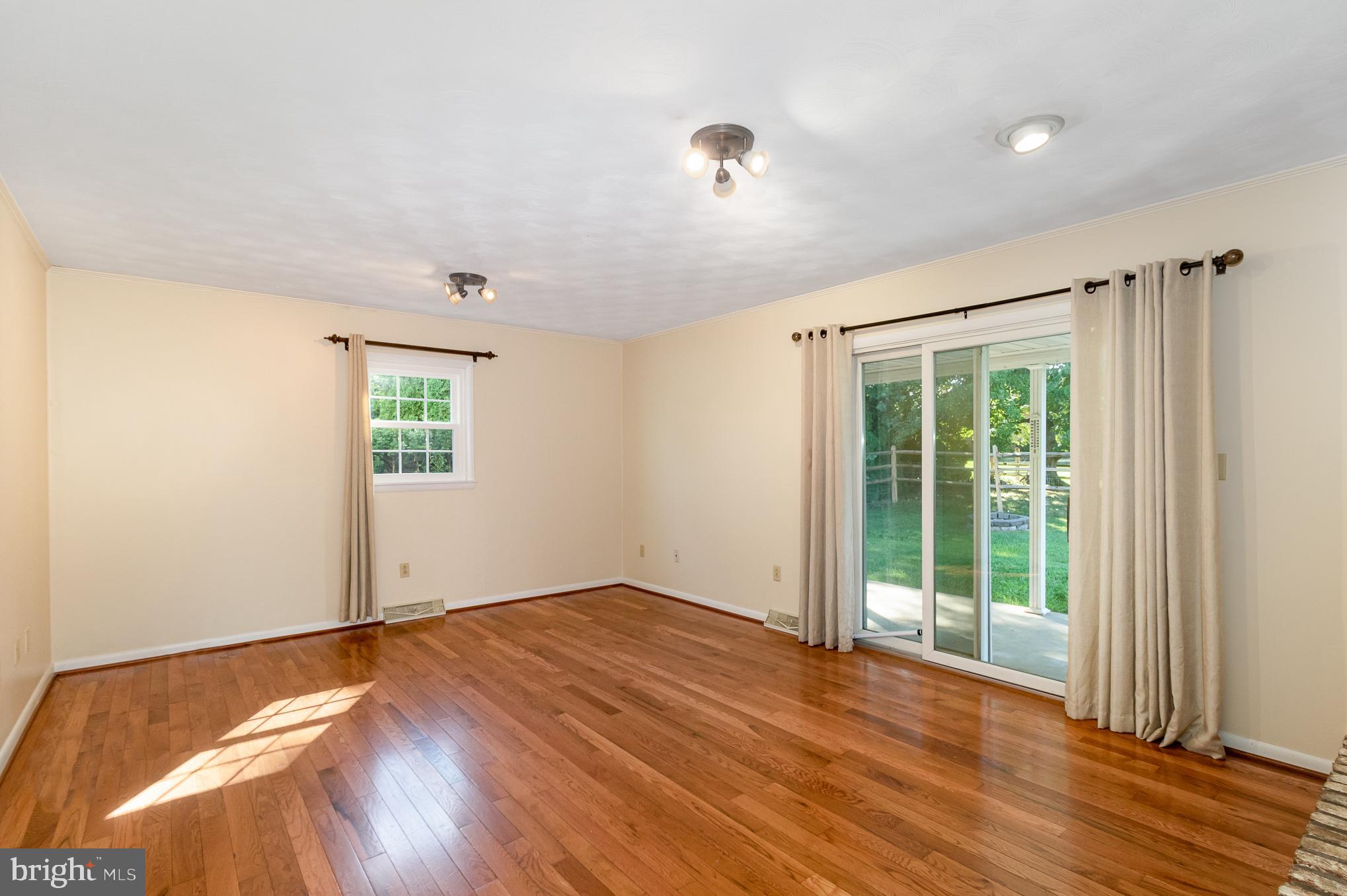 717 Chambers Road York, PA 17402 - Photo 17 of 27 Gallery Image 17