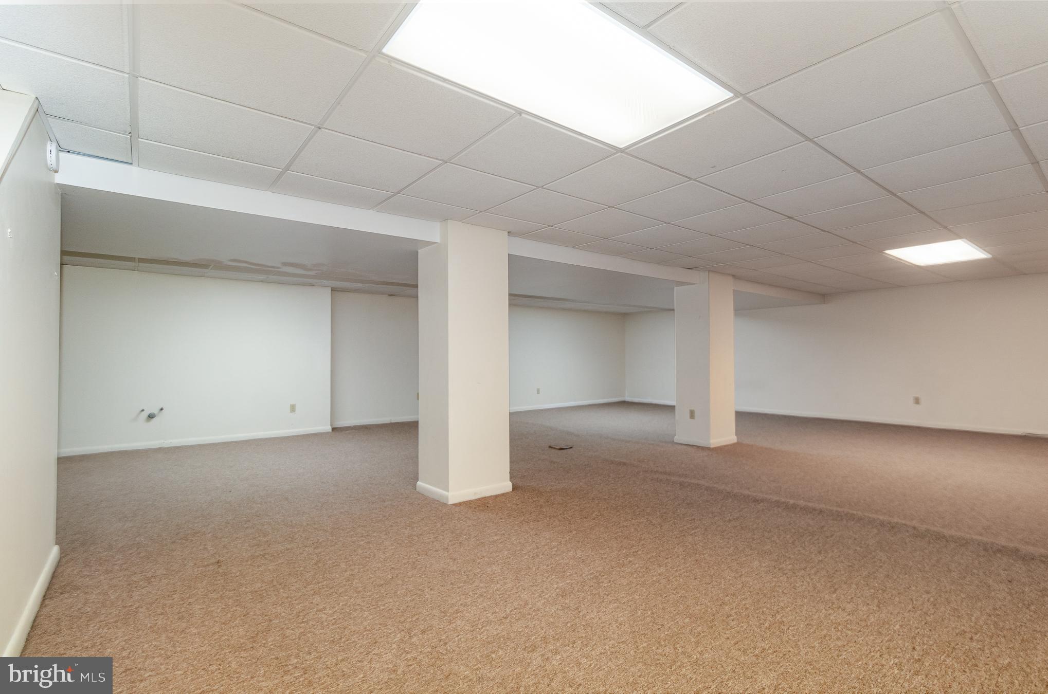 717 Chambers Road York, PA 17402 - Photo 23 of 27 Gallery Image 23