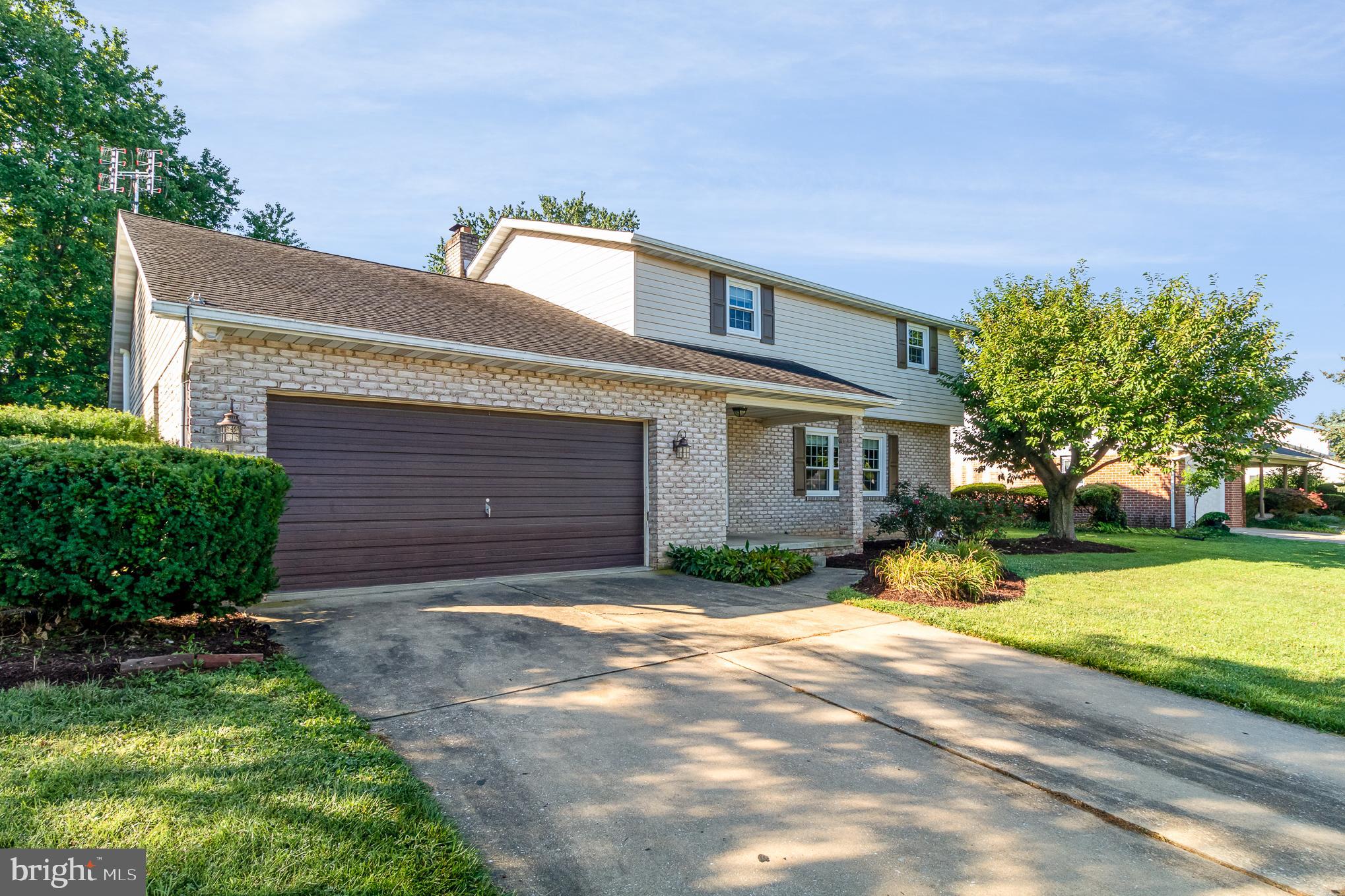 717 Chambers Road York, PA 17402 - Photo 3 of 27 Gallery Image 3