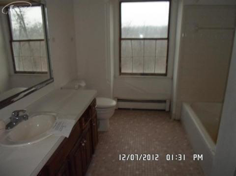 11215 Williamson Road Holly, MI 48442 - Photo 12 of 25 20185624-11.JPG