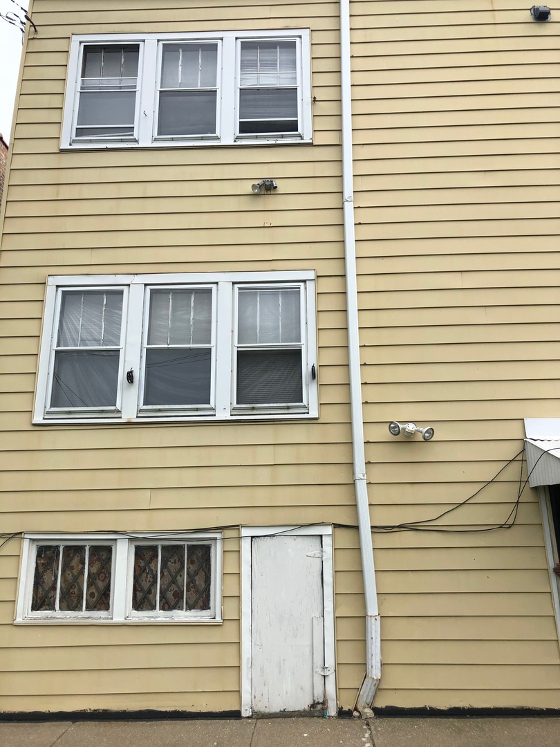 4118 West Cermak Road Chicago, IL 60623 - Photo 3 of 5