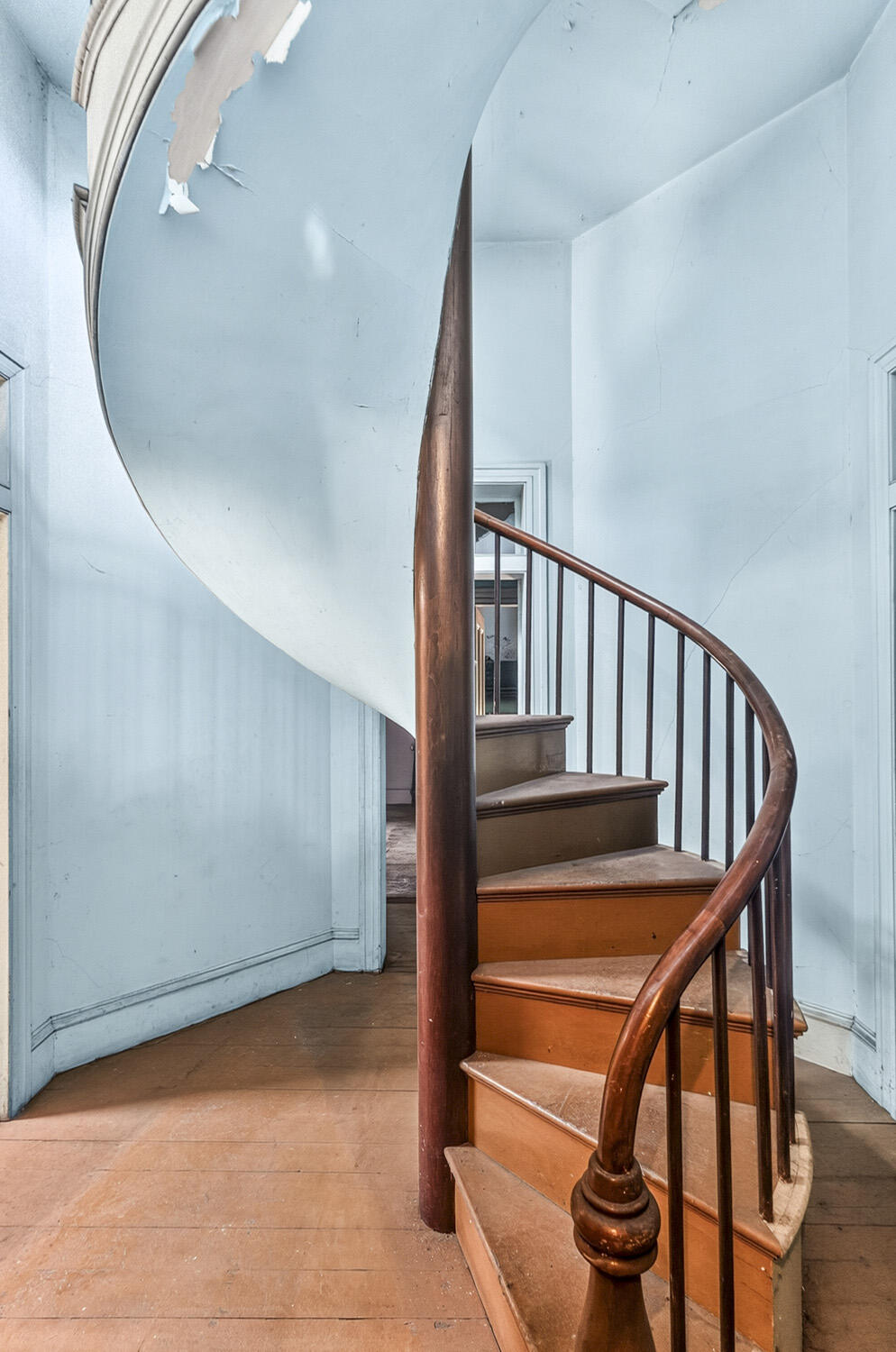 300 Danforth Street Portland, ME 04102 - Photo 47 of 56 Staircase to widow's walk