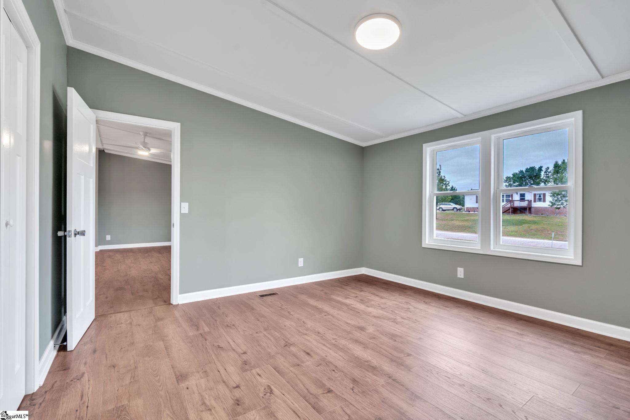 423 Valleybrook Lane Greer, SC 29651 - Photo 13 of 31