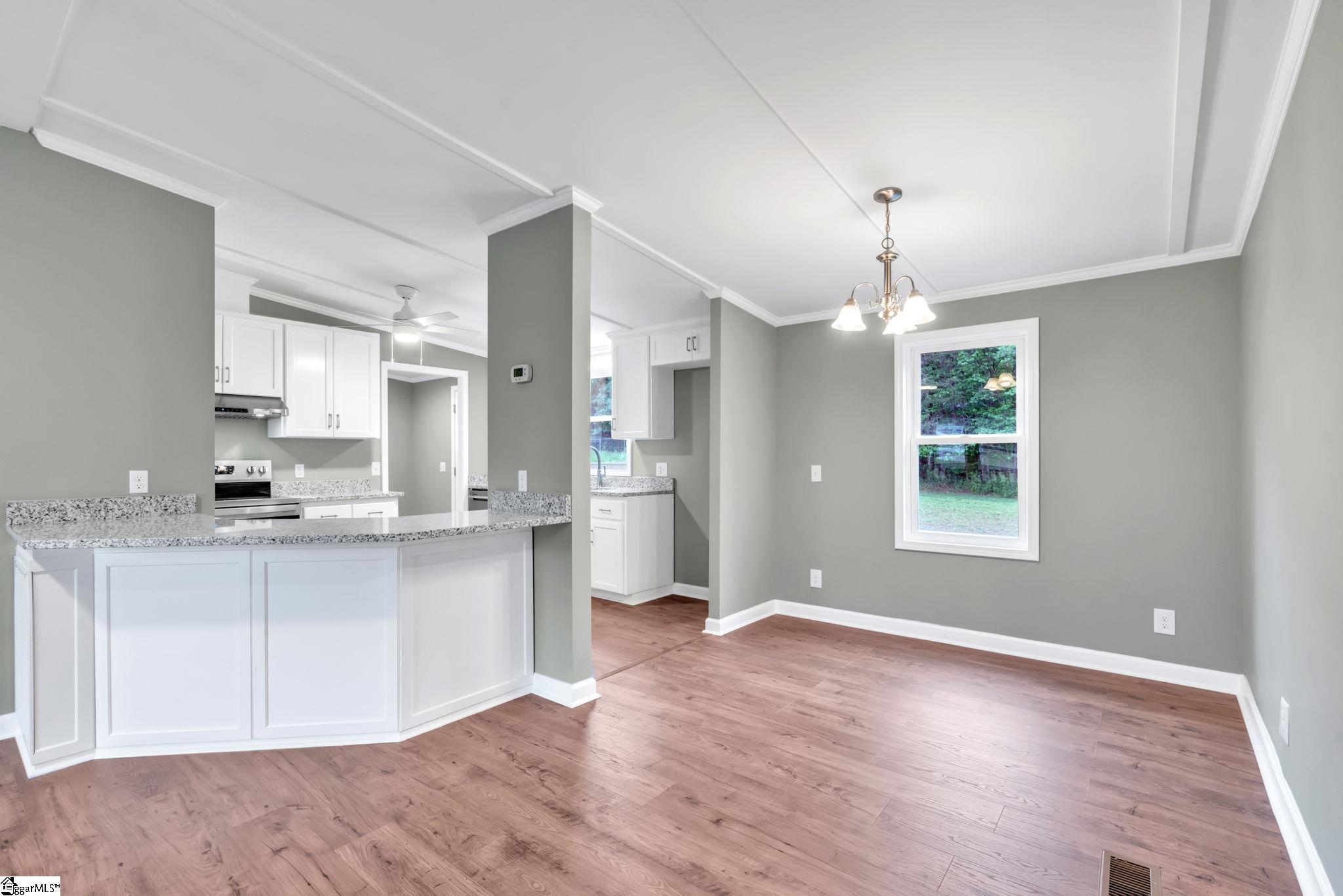 423 Valleybrook Lane Greer, SC 29651 - Photo 9 of 31