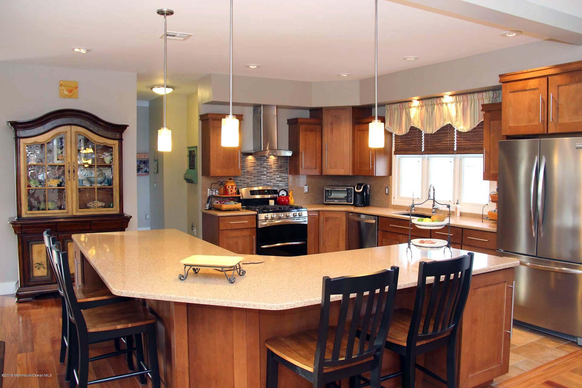 6 Holiday Road Seaside Heights, NJ 08751 - Photo 3 of 57 16