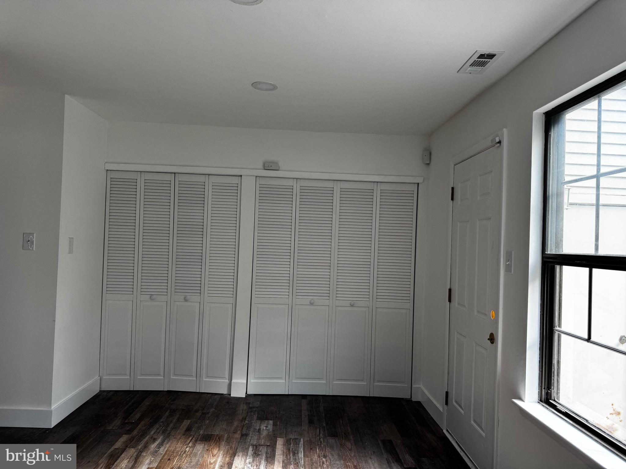 633 Foxton Court Mantua, NJ 08051 - Photo 6 of 14 a view of small space with wooden floor