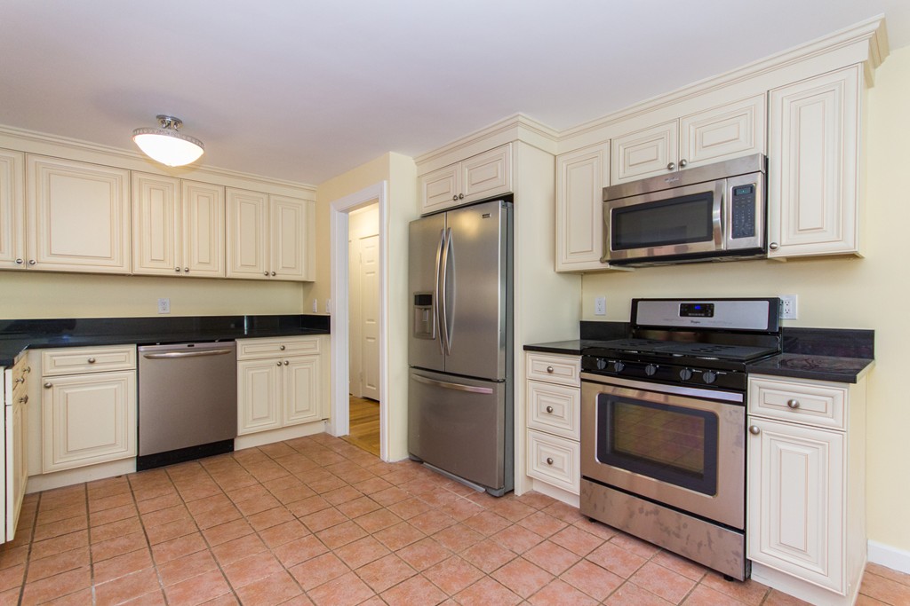 90 Cabot Street Waltham, MA 02453 - Photo 5 of 29