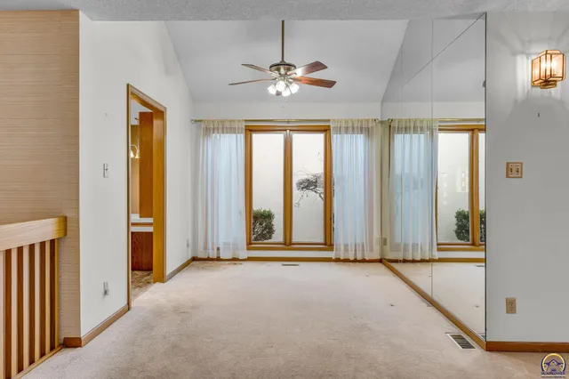 $285,000 | 2404 Southwest Brookhaven Lane, Topeka, KS 66614