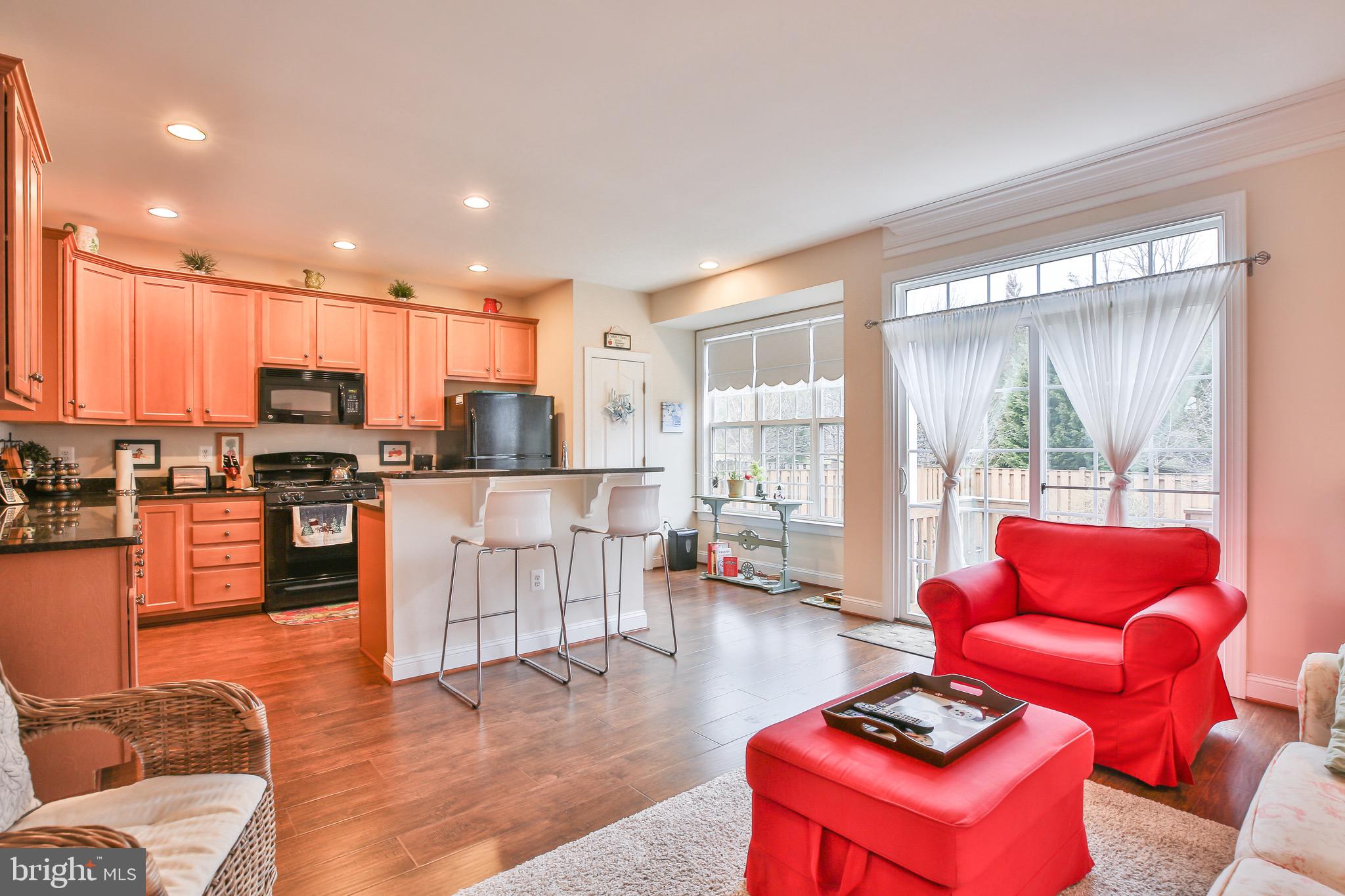 5889 Riverside Drive Woodbridge, VA 22193 - Photo 13 of 31 Gallery Image 13
