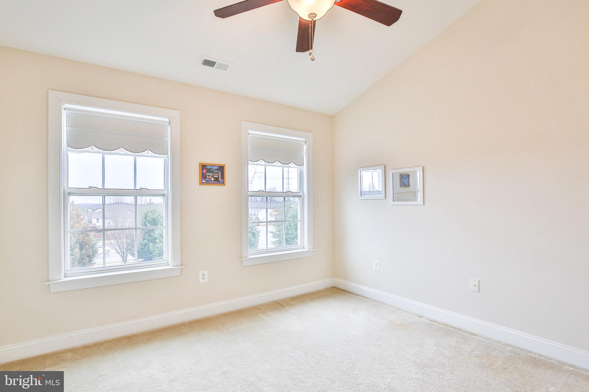 5889 Riverside Drive Woodbridge, VA 22193 - Photo 21 of 31 Gallery Image 21
