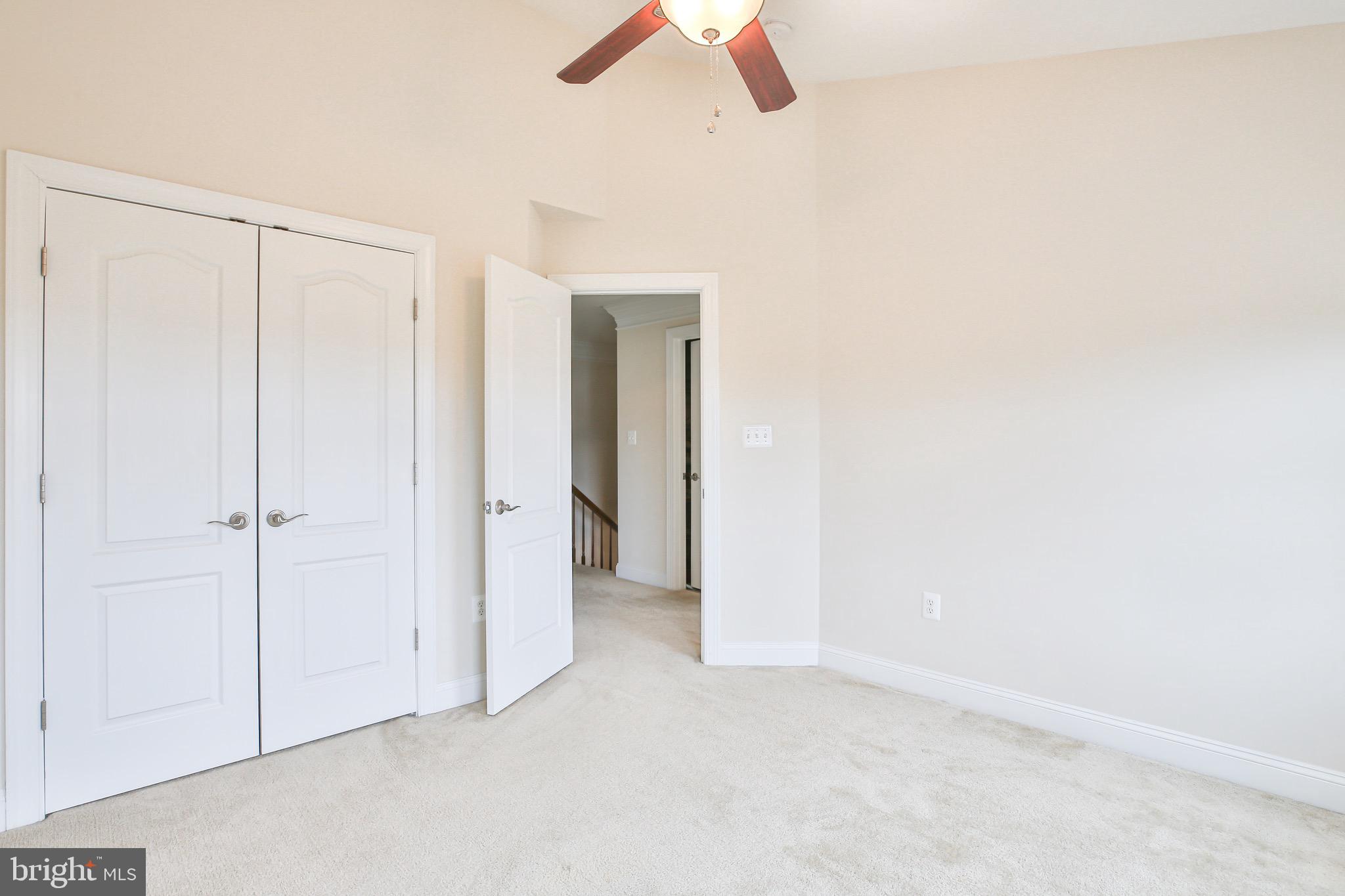 5889 Riverside Drive Woodbridge, VA 22193 - Photo 22 of 31 Gallery Image 22