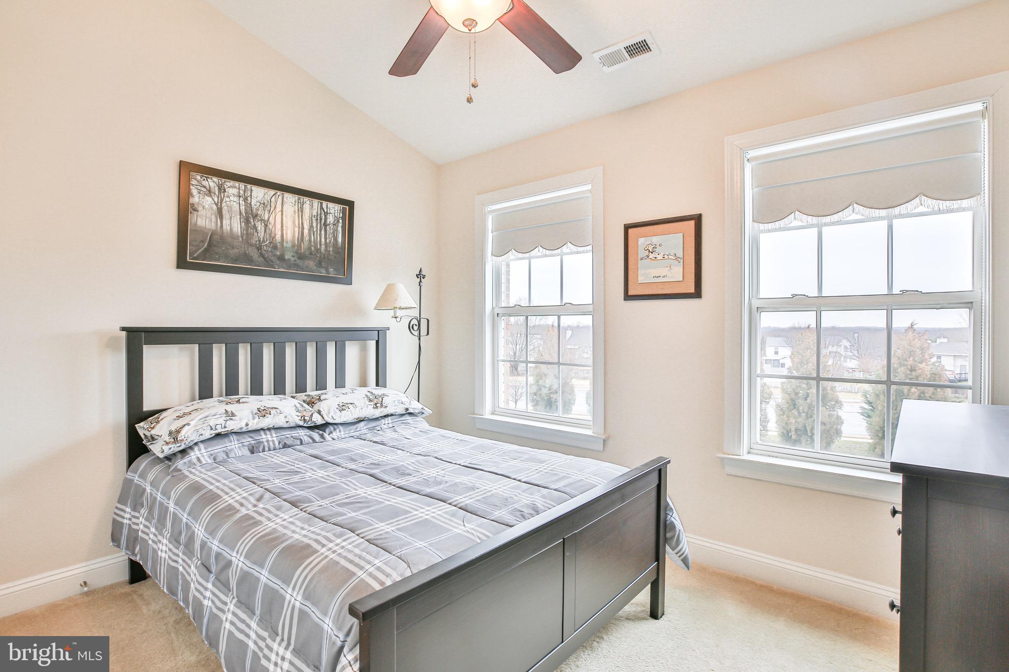 5889 Riverside Drive Woodbridge, VA 22193 - Photo 24 of 31 Gallery Image 24