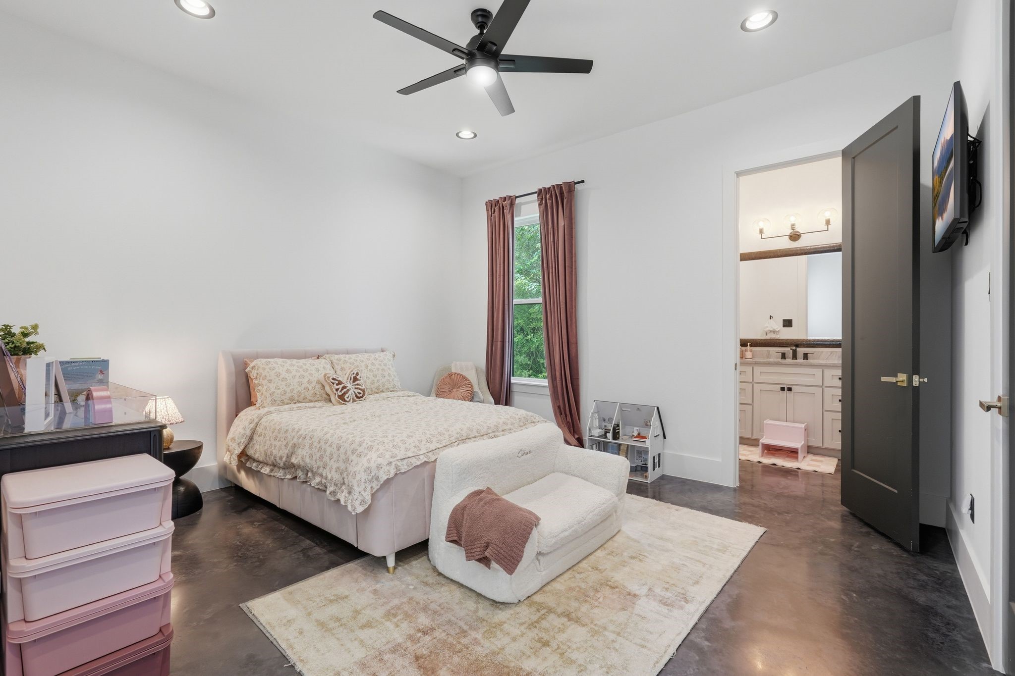 288 Fire Sky Road Huntsville, TX 77340 - Photo 31 of 50