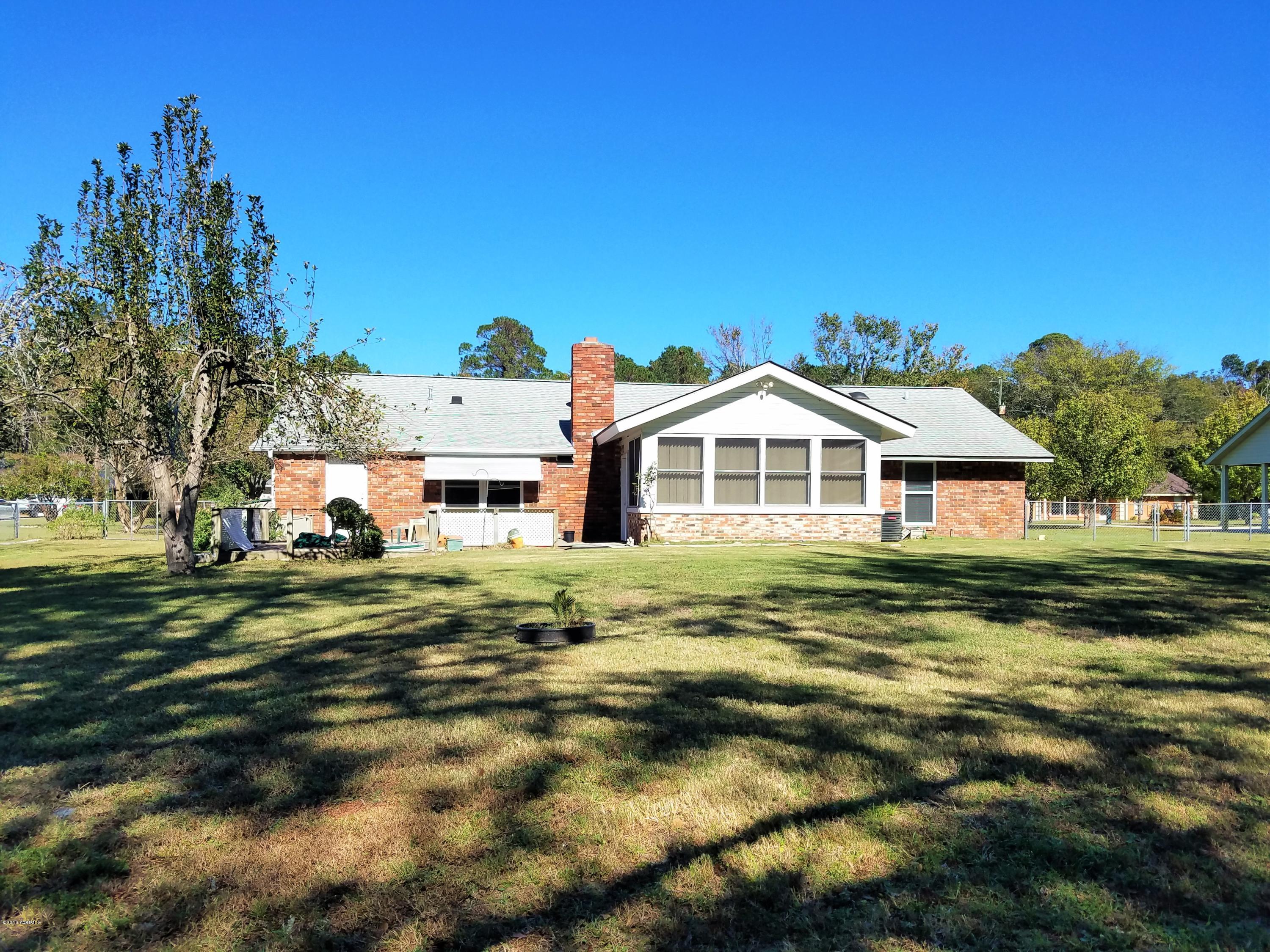 2206 State Rd S-7-490 Beaufort, SC 29902 - Photo 4 of 35 20161105_132905