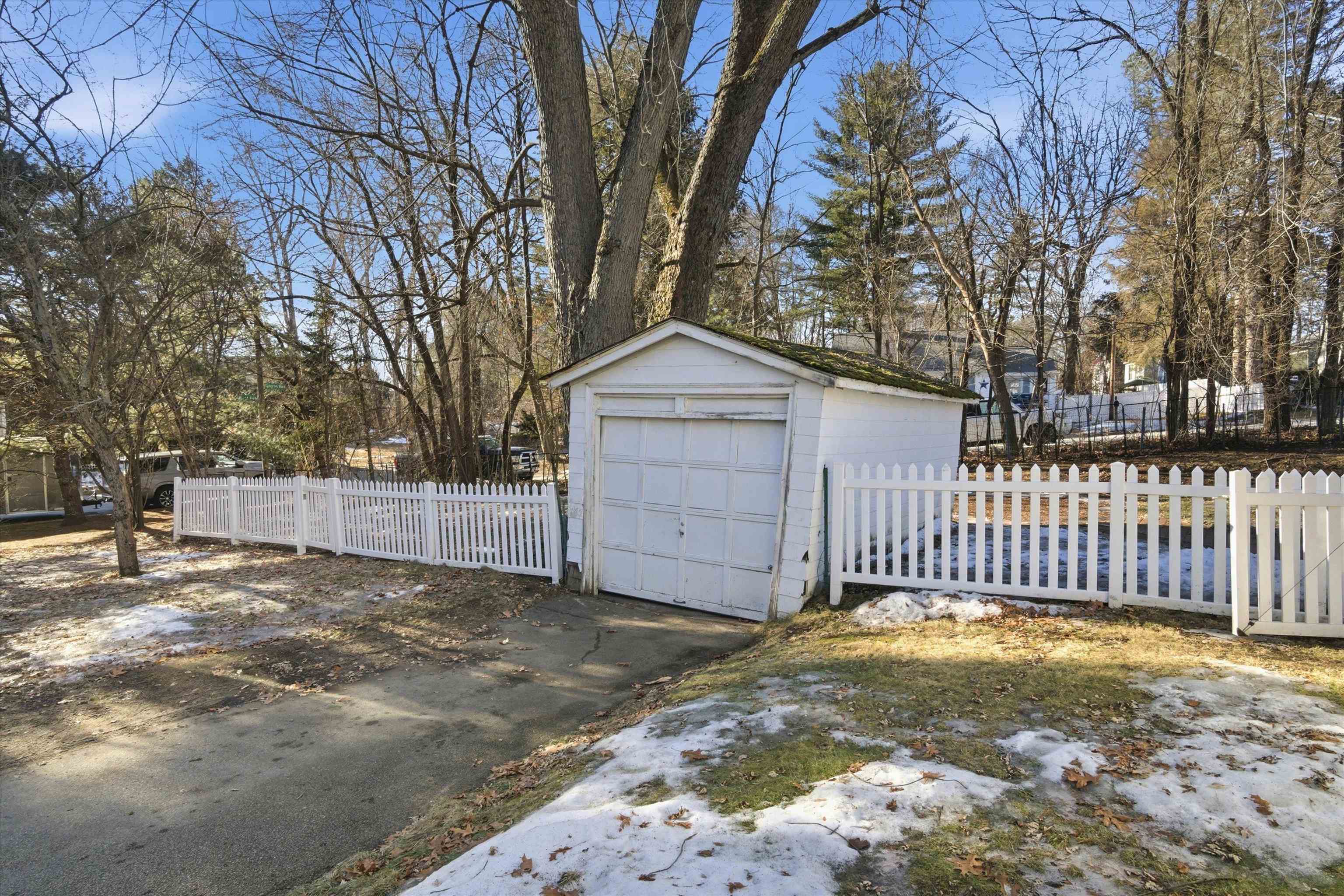 1508 River Road Manchester, NH 03104 - Photo 39 of 50