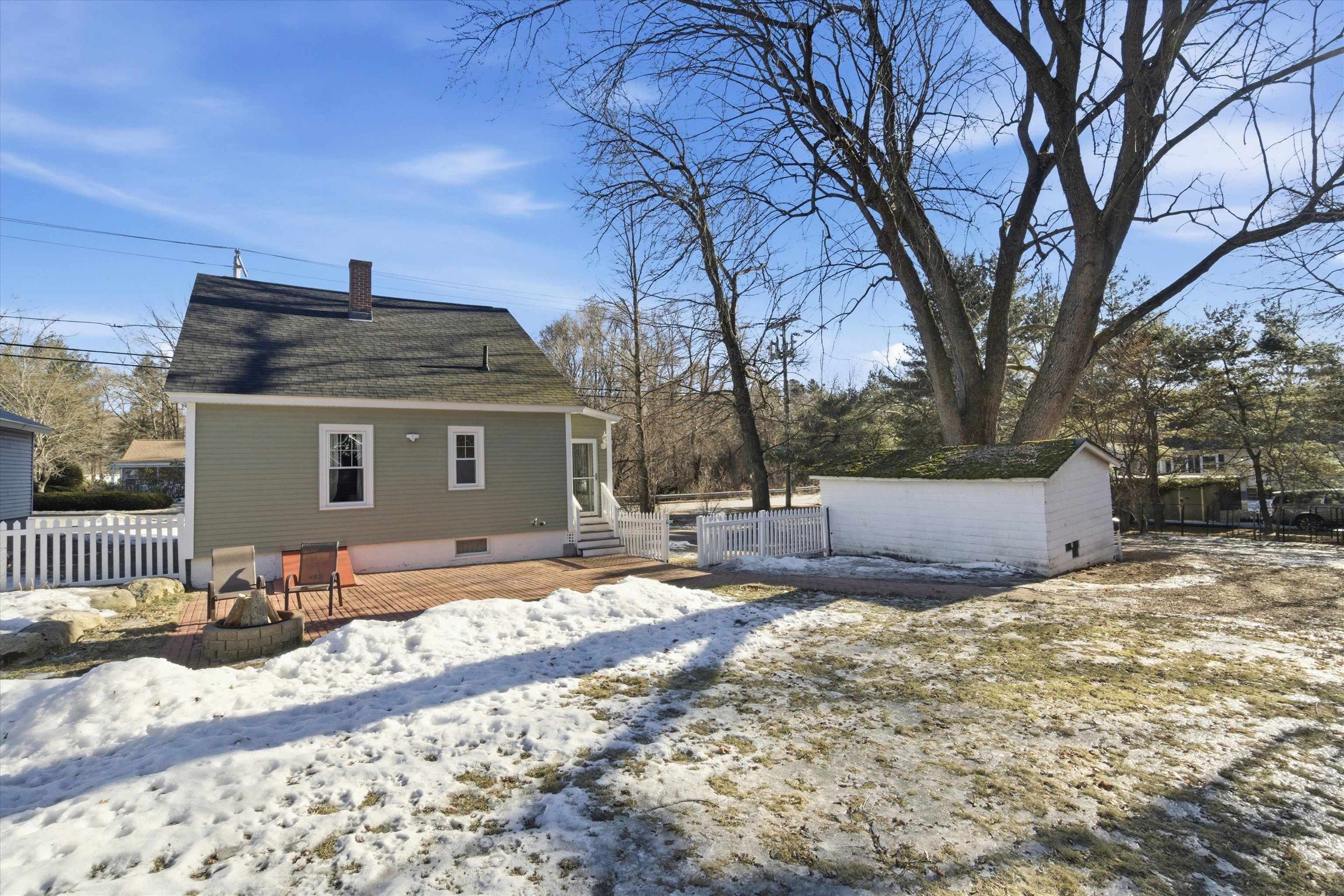 1508 River Road Manchester, NH 03104 - Photo 43 of 50