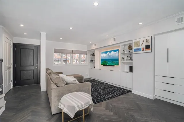 $998,000 | 2763 East 63rd Street | Mill Basin