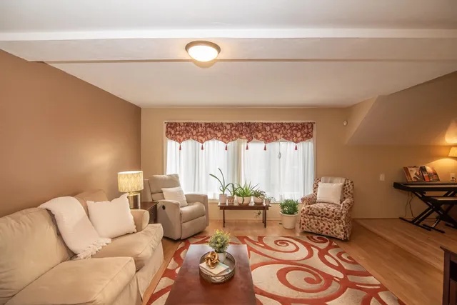 $349,000 | 5 Tsienneto Road, Unit 10, Derry, NH 03038